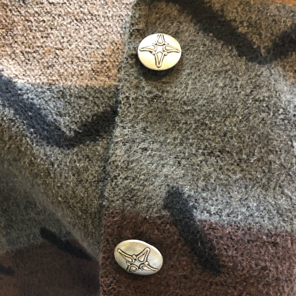David Paul Ladies Coat - Picture 4 of 8